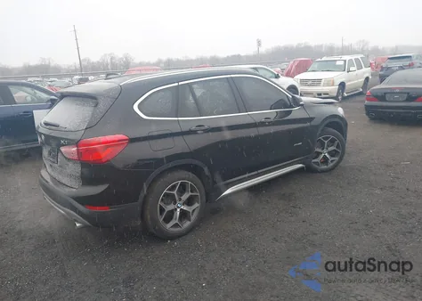 2016 BMW X1 xDrive28I z USA, uszkodzony, nr VIN WBXHT3C33G5E47989